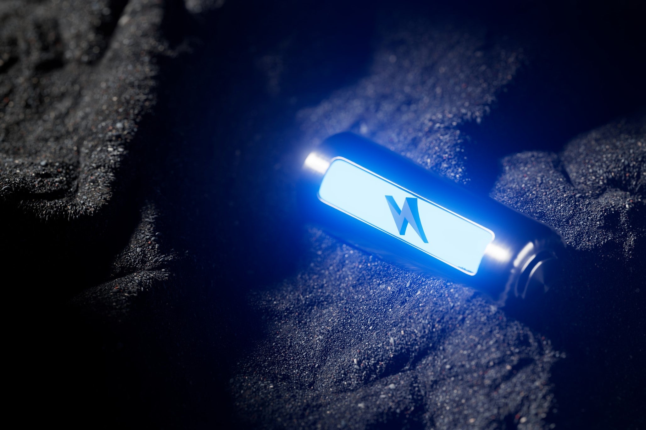 <p>Researchers from the University of Chicago discovered a new method to extract lithium from seawater</p>